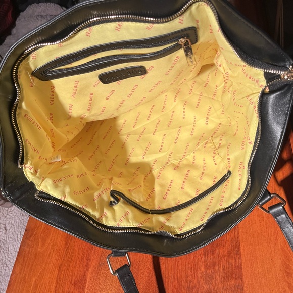 Shoulder Tote - Picture 5 of 6